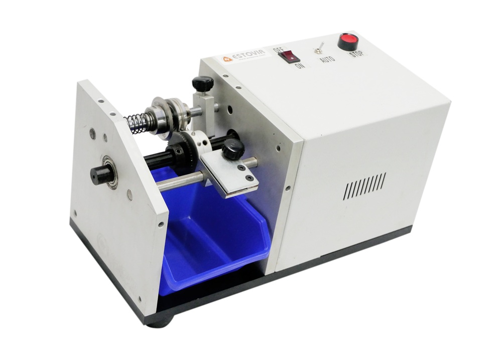 Automatic De-Taping Machine for Taped Radials – UAP 850 R